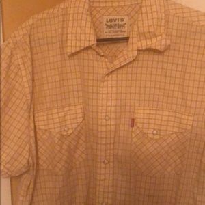Levi’s Yellow Button-up